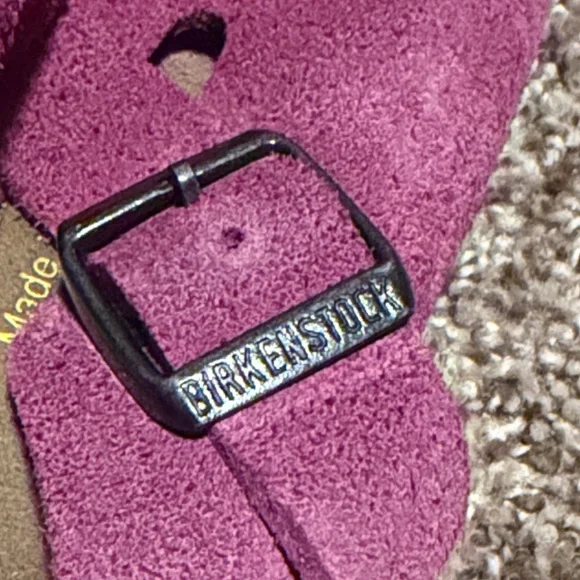 Birkenstock Purple Suede Clogs / Mules with Buckle (37 or 6.5-7) - like new! - Picture 4 of 15